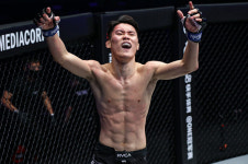 전설 벨링온을 꺾은 원챔피언십 권원일, 나에게 타이틀샷을 달라!