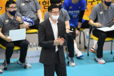 막내린 봄배구, 장병철 감독 "최선 다해준 선수들 고마워"[현장인터뷰]