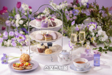 노보텔 앰배서더 강남, 베리 페리 가든 애프터눈 티 세트 선봬