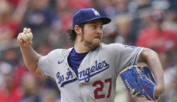 MLB, 여성폭행 바워→324경기 출장정지 ‘중징계’
