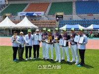 게이트볼 전북 선수단,전국생활체육대축전 종합 우승...2팀이 8강에 진출하는 저력 보여 줘
