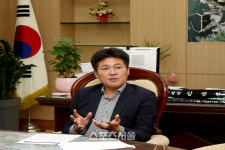 김정헌 인천 중구청장, 원도심 부흥과 영종국제도시 교통·생활인프라 구축 가장 시급