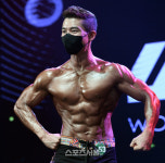 한국 피지크 지존 김성태, WNGP 일산을 접수 중! [포토]