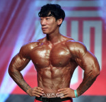 [포토]피지크 김호현, 위풍당당한 장군 같아... (제6회 아마코)