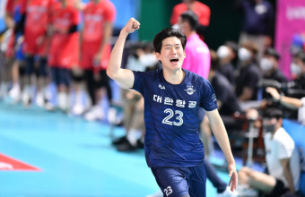 대한항공의 '김민재' 주전 기용, 순항 중