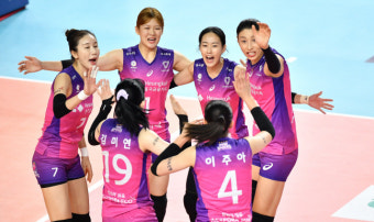 '옐레나.김다은 46점' 흥국생명, '높이 우위' 도로공사 꺾고 '5연승'[현장리뷰]