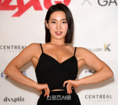 한국최강의 섹시백(Sexy Back)은? 맥스큐가 선택한 머슬마니아 그랑프리 장하은! [이주상의 e파인더]