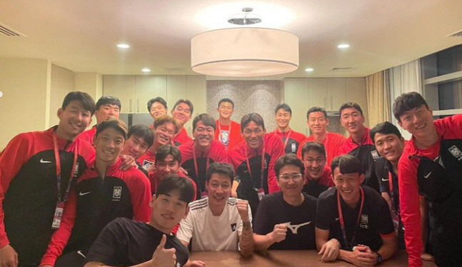 축구협회, 황희찬 인종차별 사건에 FIFA 제재 요청
