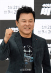 [포토]구창모, '송골매 40년 만의 비행'에서 만나요!
