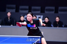 서울시청 중펜 김민호 활약 3연승...파주시청은 첫승 [프로탁구 내셔널리그]