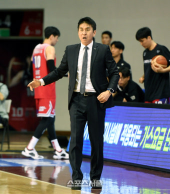 3연패 KGC 김상식 감독 