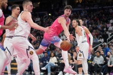 76ers 센터 엠비드 MVP 경쟁에서 앞서 [SS포커스]