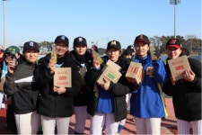 ‘페이머스 소다’ 수입 총판 에이치앤파이(주), 女야구 대표팀에 음료 220박스 통 큰 지원