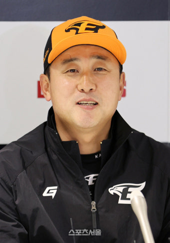 [포토]한화 이글스 이끌게 된 최원호 감독