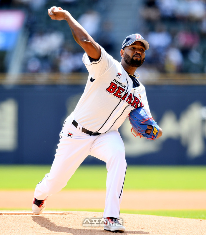 키움, 라울 알칸타라의 KBO 리그 복귀전서 무실점 호투, 두산에 1-0 제압하여 2연승 이끌어내 함께 종결하는데 성공