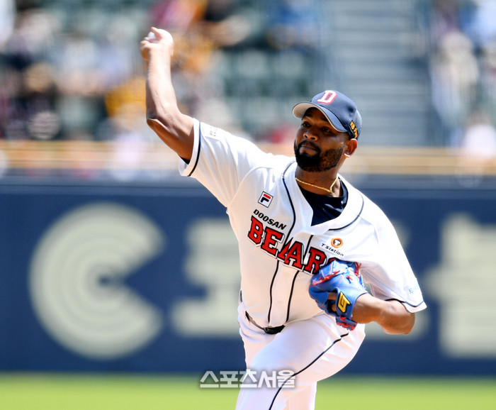 알칸타라, KBO 복귀전에서 두산 맹활약! 키움, 35일 만에 연승 이어가 行