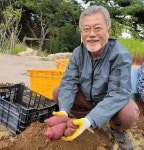 문재인 전 대통령도 추천한 웹툰 ‘쌍갑포차’ 무슨 내용? “선함의 힘”