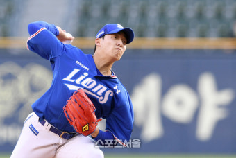 [포토]삼성 원태인, 두산전 선발 등판