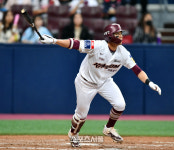 이정후, MLB서 한 경기 5안타로 빅리그 첫 5안타 기록…샌프란시스코 자이언츠 19-6 대승으로 5연패 탈출