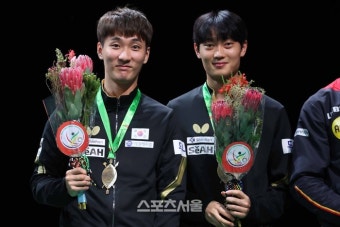 ‘중국 금 5개 싹쓸이’..신유빈-전지희, 장우진-임종훈 ‘은’, 아쉽지만 희망 쐈다 [더반 세계탁구선수권]