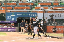 광주일고 배강, 고교vs대학 올스타전 홈런레이스 우승[SS대전in]