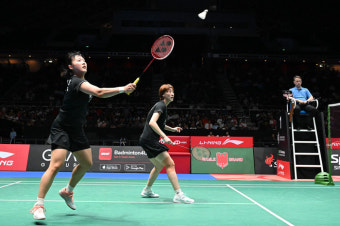 “제 신들린 수비봤죠?”...안세영, 세계 1위 야마구치 잡고 시즌 5번째 우승 [BWF 싱가포르오픈]