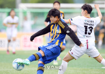 [포토]울산과학대 박가현의 크로스