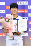 [포토]대덕대 김민지, 여왕기 대학부 수비상