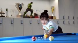 女당구 이런 ‘10대 반란’ 없었다…‘뜨는 별’ 장가연 “시원한 샷? ‘지면 어때’하고 쳐요” [SS인터뷰]