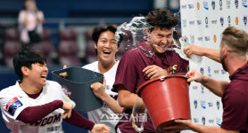 “오래 걸렸다” 9억팔 파이어볼러의 ‘첫 승’...우진이 형은 어떻게 봤을까 [SS시선집중]