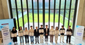 (재)강원인재육성평생교육진흥원, 강원특별자치도·신디자인랩건축사사무소 장학증서 수여식