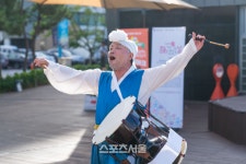 강원문화재단, 실버마이크 ‘평화로 같이가요!’ 8월 공연