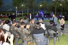 [포토]양구군의회, 방산면 가을밤 작은음악회 참석