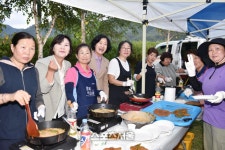 [포토]양구군의회, 방산면 가을밤 작은음악회 참석