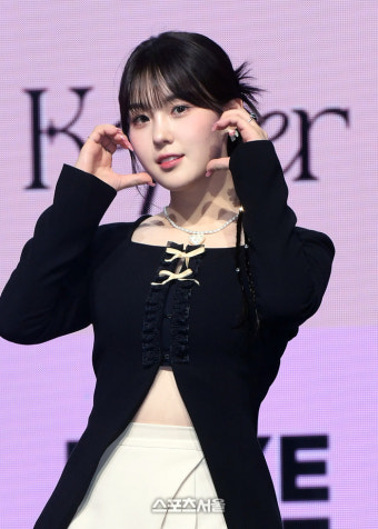 [포토]케플러 김채현, 사랑스런 볼하트