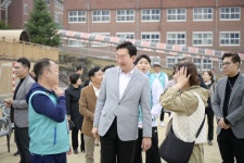 [포토]원강수 원주시장, 미래고등학교 총동문 체육대회 참석