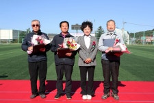 홍천군, ‘제27회 노인의 날 기념’ 홍천읍 어르신 한마음 축제 성황리 개최