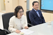 [포토]원강수 원주시장, 남강연 원주 어리랑보존회 회장 접견