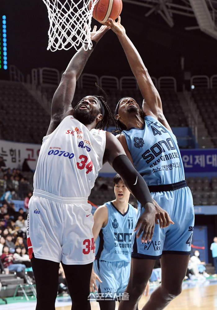 서울 SK, 고양 소노에 8점 차 승리… 자밀 워니 30득점 활약으로 3연승 달성!