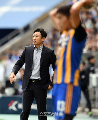 [포토]대구FC 최원권 감독