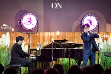 [포토]원강수 원주시장, ‘생활문화 토크콘서트 가시ON(하모니카 박종성)’ 참석