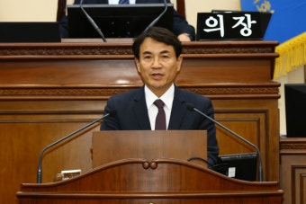 [포토]김진태 강원특별자치도지사, 도의회 ‘제324회 제3차 본회의’ 참석