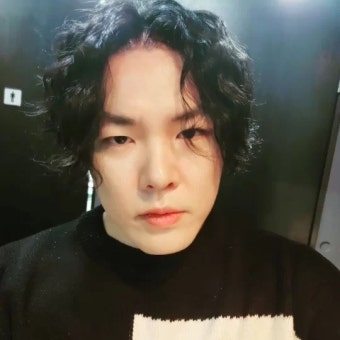 가수 휘성, 자택서 숨진 채 발견…갑작스러운 사망에 팬들 충격