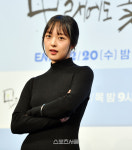 [포토]‘모래에도 꽃이 핀다’ 카페여주 김보라