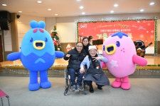 이병선 속초시장, 일일지점장으로 나서며 장애인카페 홍보 앞장서