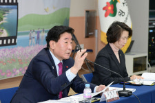 [포토]김명기 횡성군수, ‘2024년 강림면 주민과의 대화’