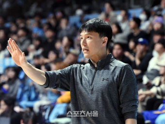 [포토]삼성 이끄는 김효범 감독대행