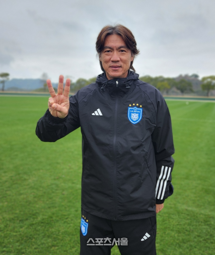 홍명보 감독, 대한축구대표팀 새 사령탑 선임 기대와 응원 속에 새로운 도약