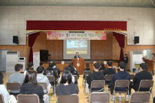 신영재 홍천군수, 화촌중학교 신입생 입학식 참석
