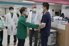육동한 춘천시장, 지역의료기관 현장 방문·의료진 격려